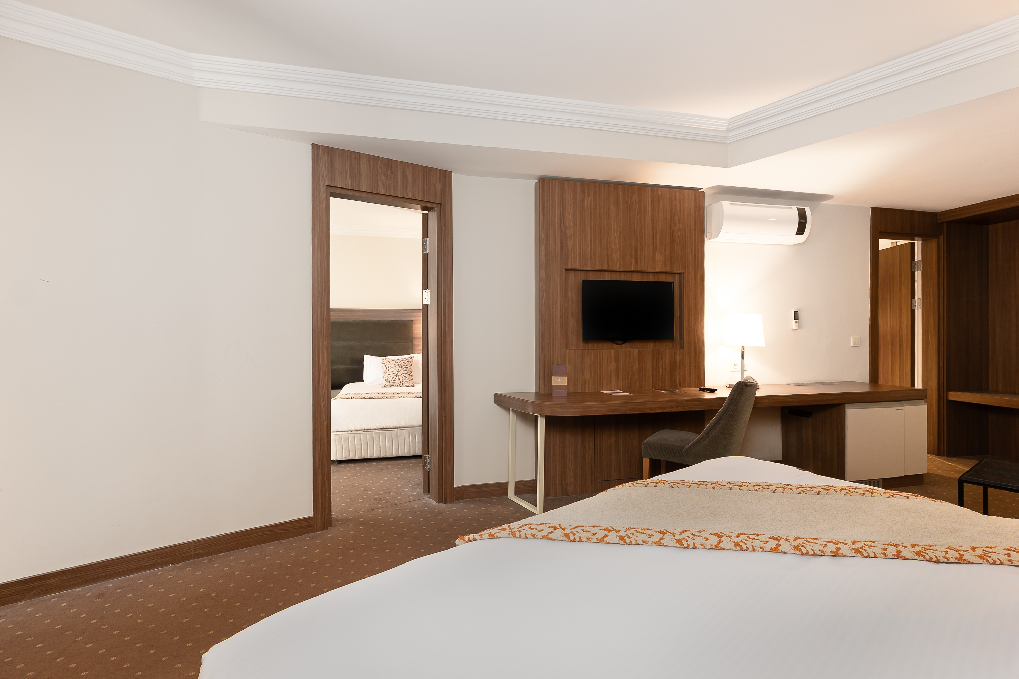 Duplex, Family, Suite, Sextuple, King Bed, Mosque View