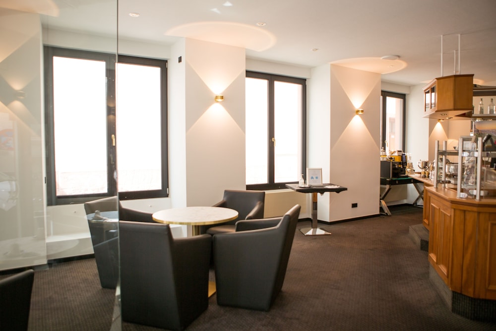 HOTEL HEIDELBERGER HOF 40/65