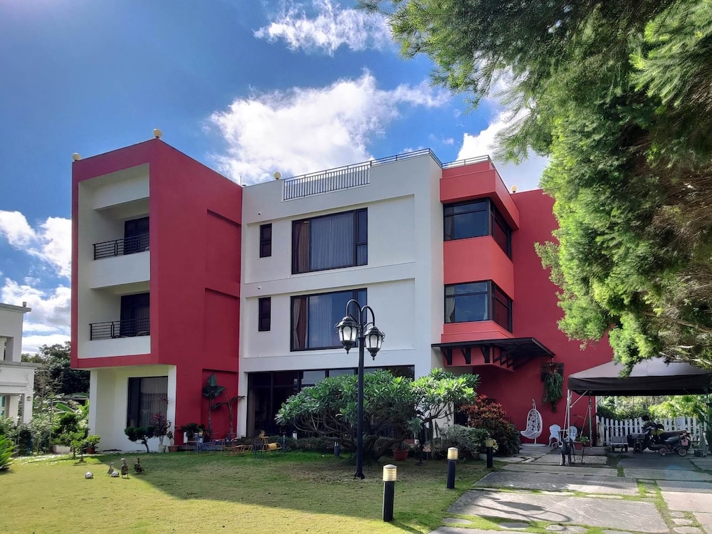 Zai Yan-Yan B&B 1/54