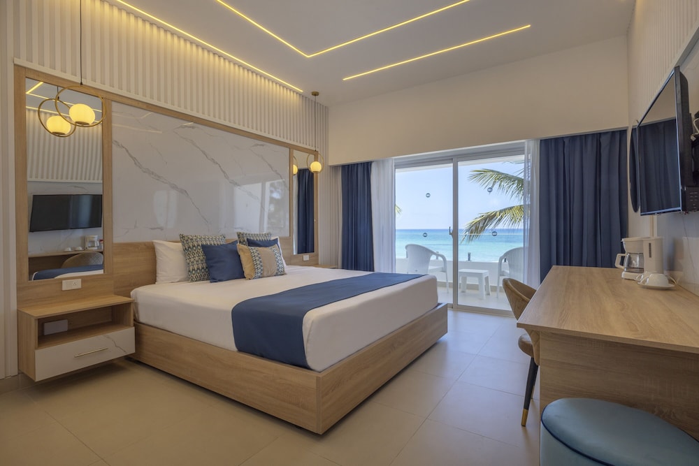 Standard, Queen Bed, Sea View