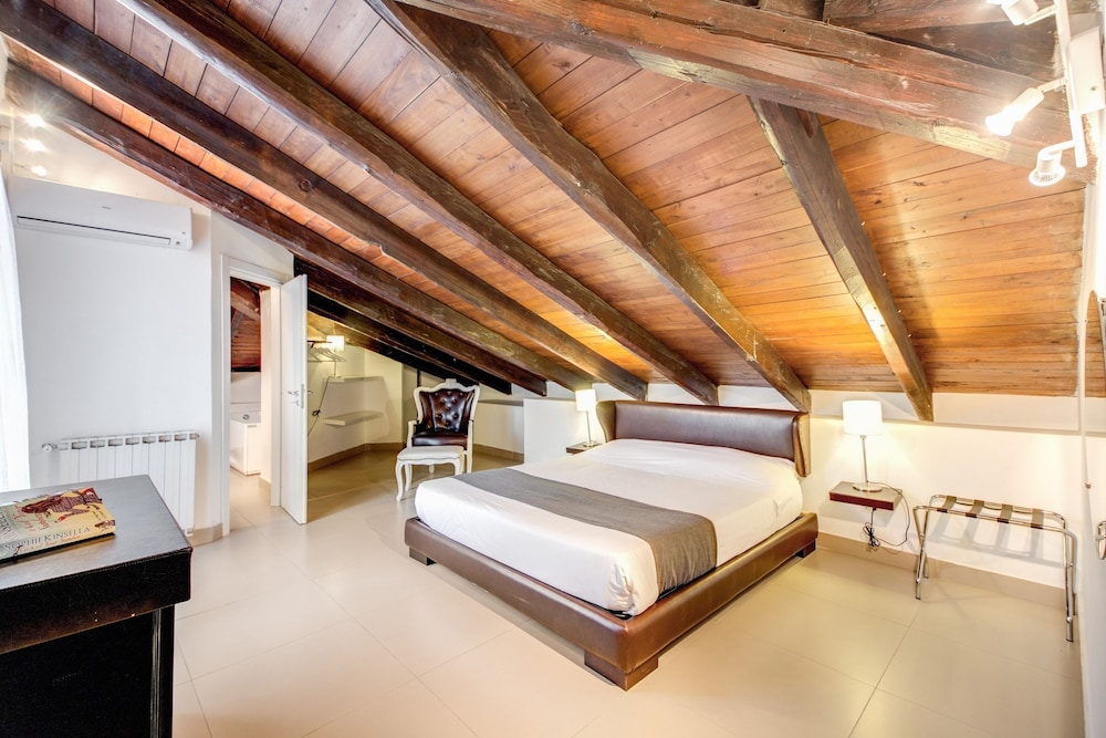 Imperia Suite 9/48