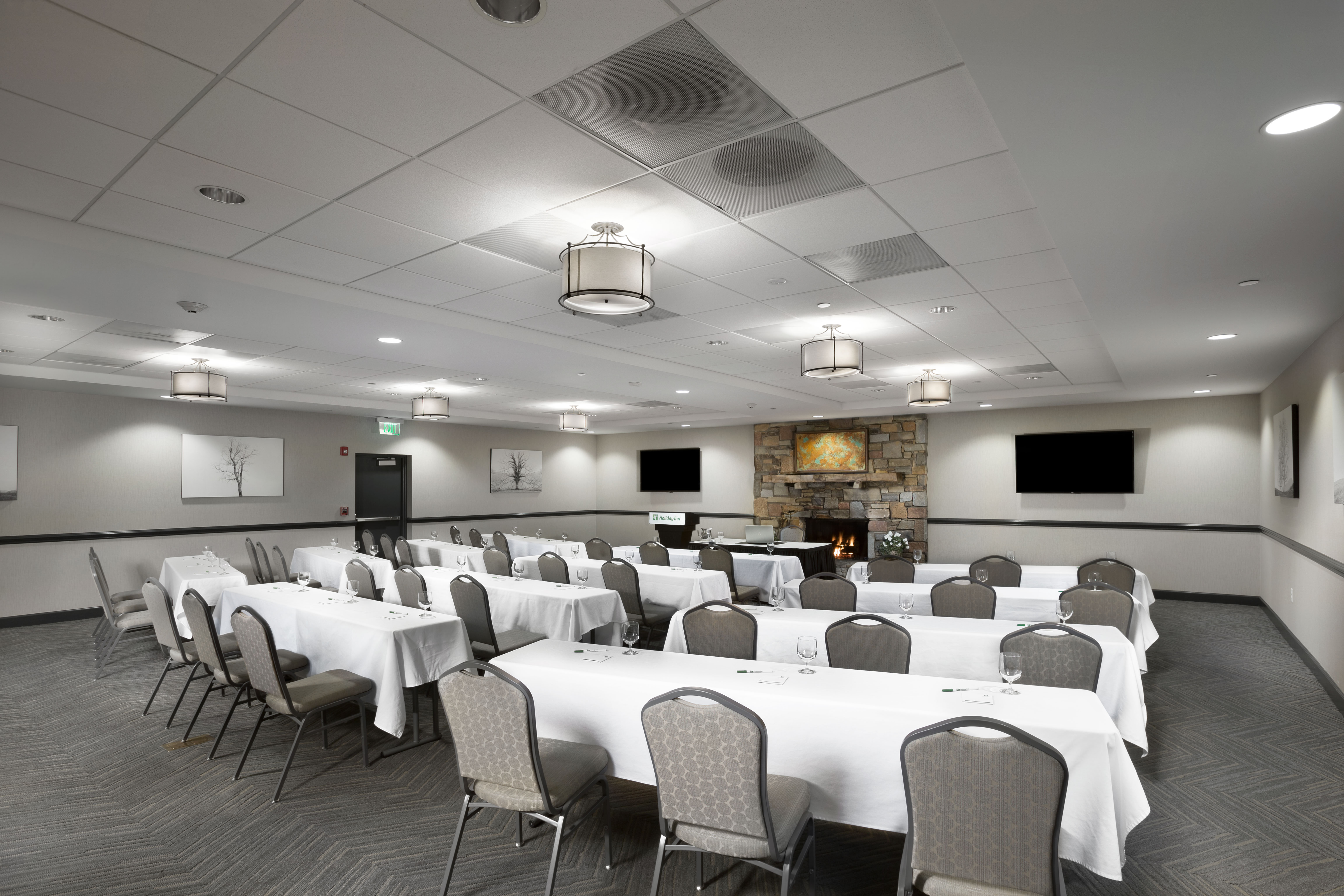 Holiday Inn Biltmore East 47/61