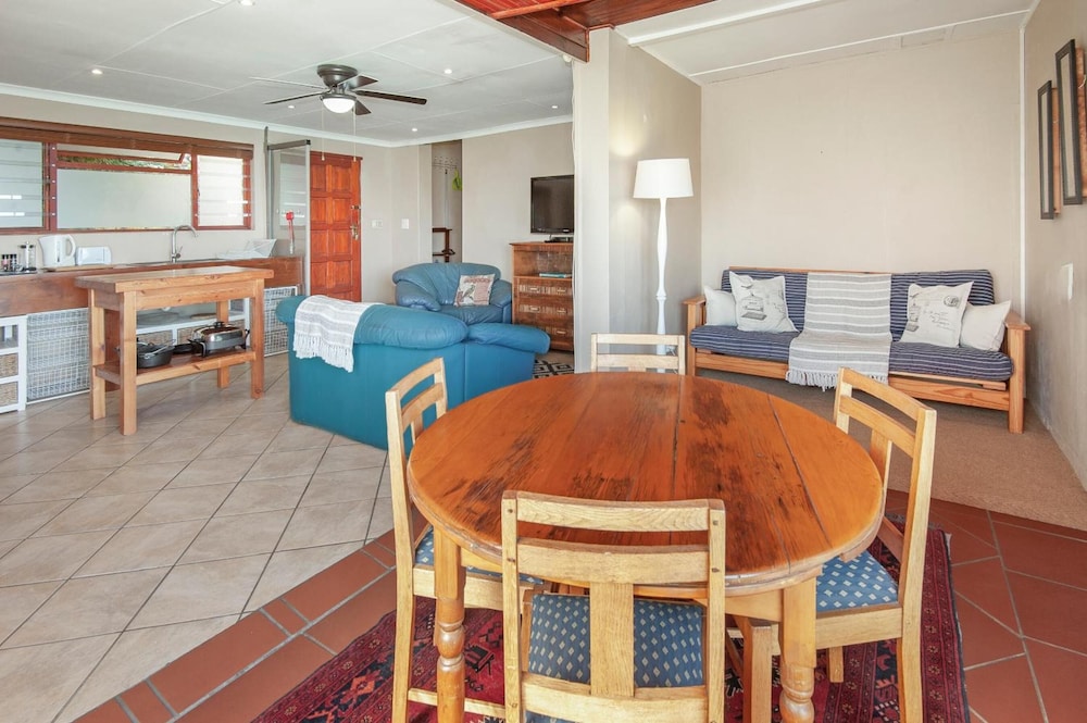 18 On Kloof Bed And Breakfast 15/20