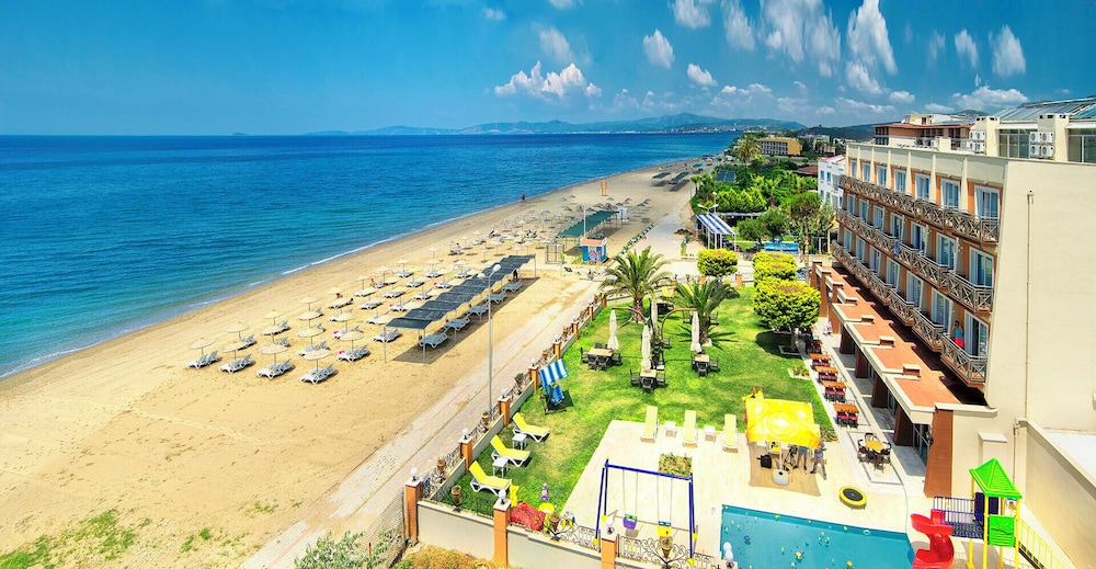 GUMULDUR MAVI DENIZ HOTEL 46/50