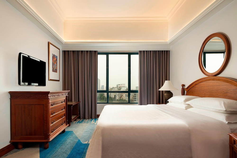 SHERATON HANOI HOTEL 10/42