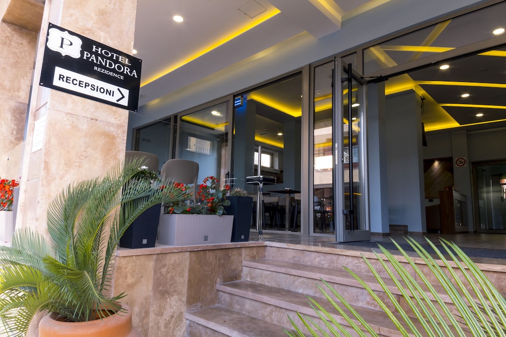 Hotel Pandora Residence 8/50