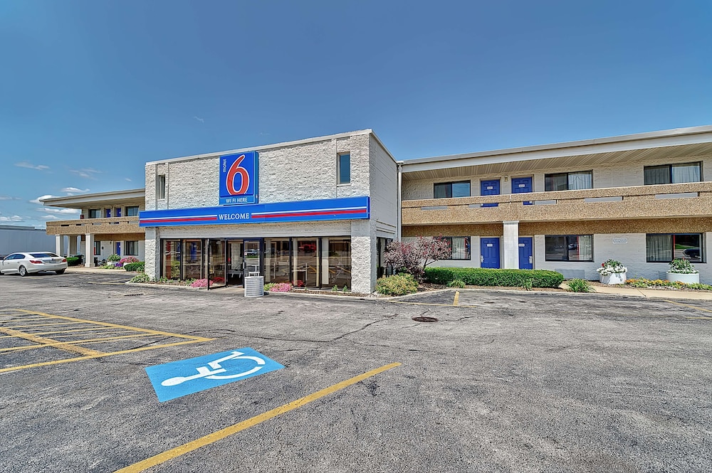 Motel6 Villa Park, IL - Chicago West 11/65