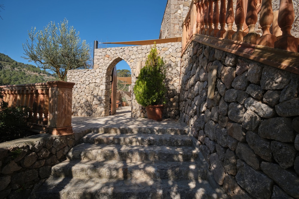Valldemossa Hotel Restaurant 17/52