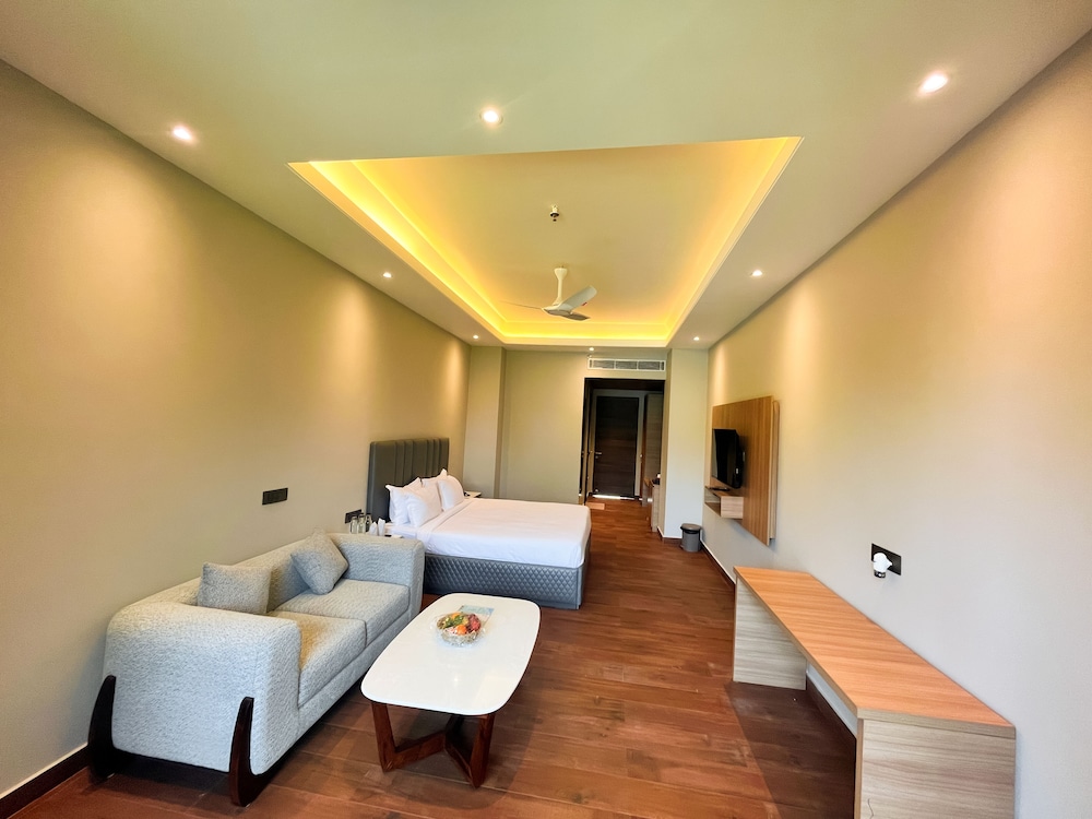Silver Sand Sea Princess Beach Resort 25/65