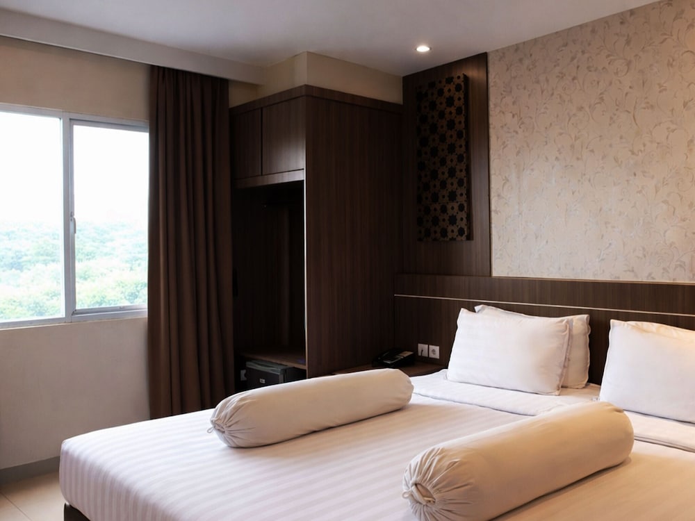 Nevada Ketapang Hotel (Formely Asana Nevada Ketapang) 13/37