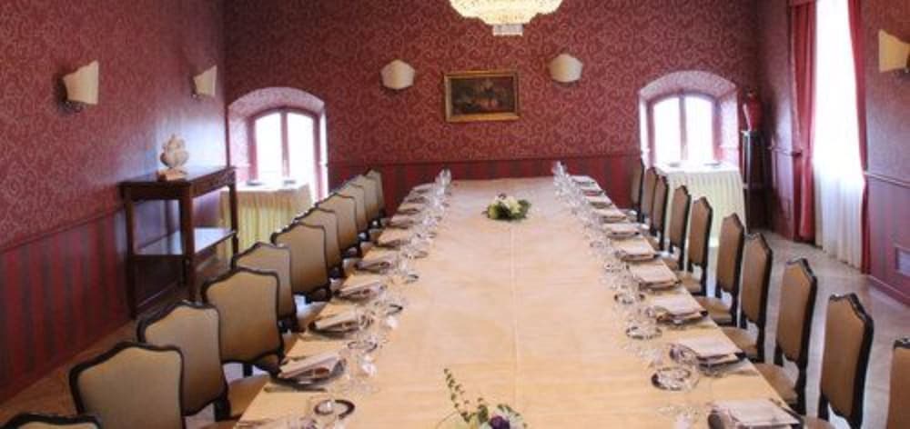 Hotel Titano 43/54