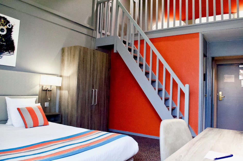 KYRIAD PRESTIGE BORDEAUX OUEST - MERIGNAC 25/60