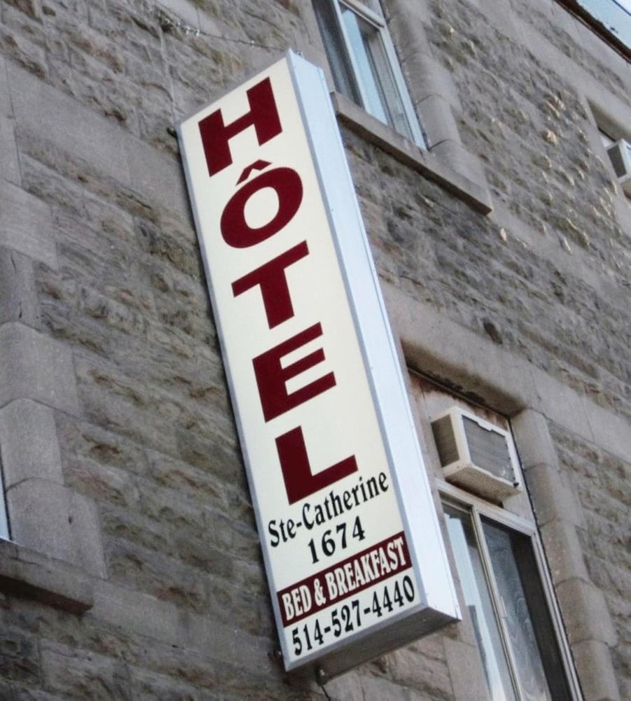Hotel Ste-Catherine 17/30