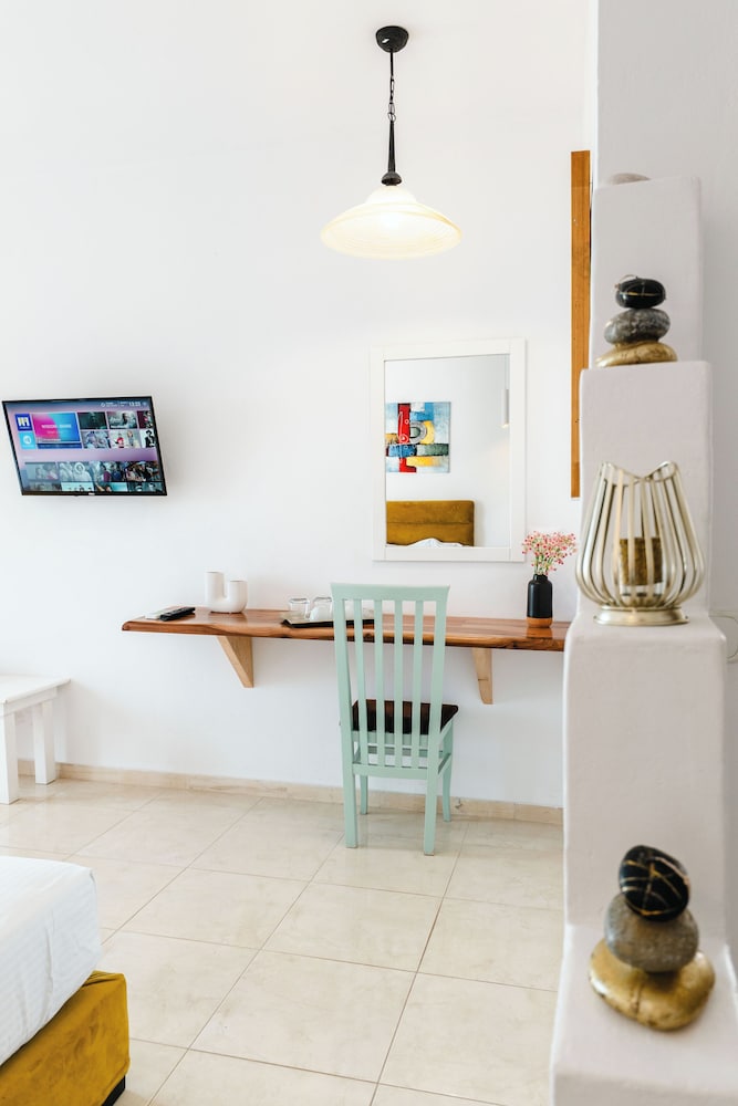 Hotel Saranda 55/79