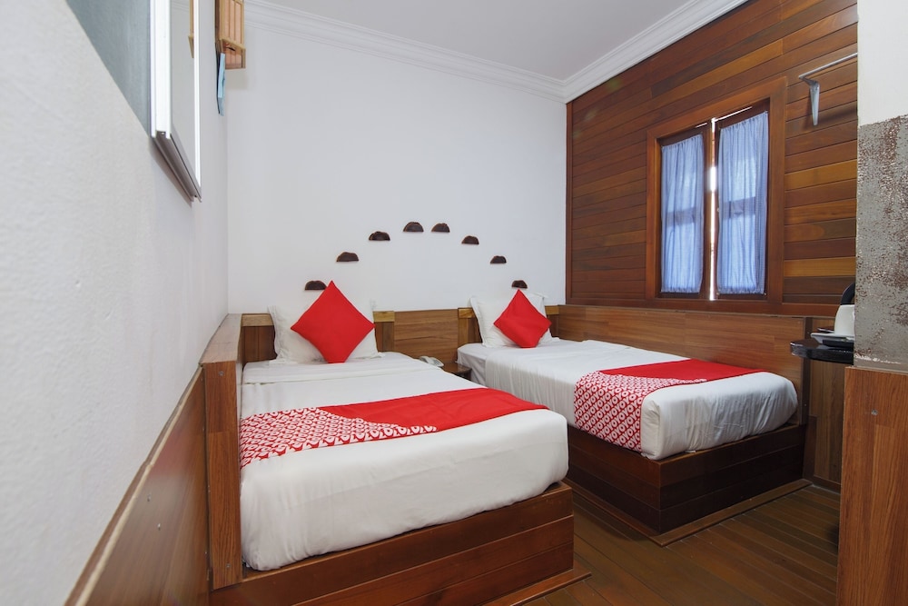 Oyo 210 Hotel Five 2 8/20
