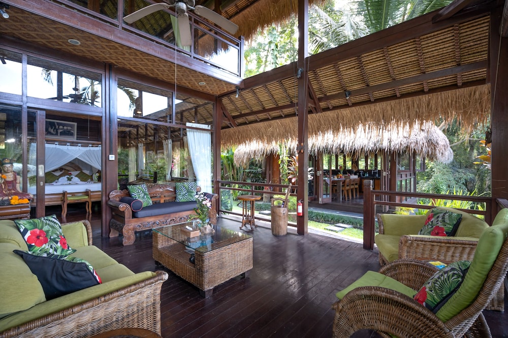 Villa Kupu-Kupu 17/28