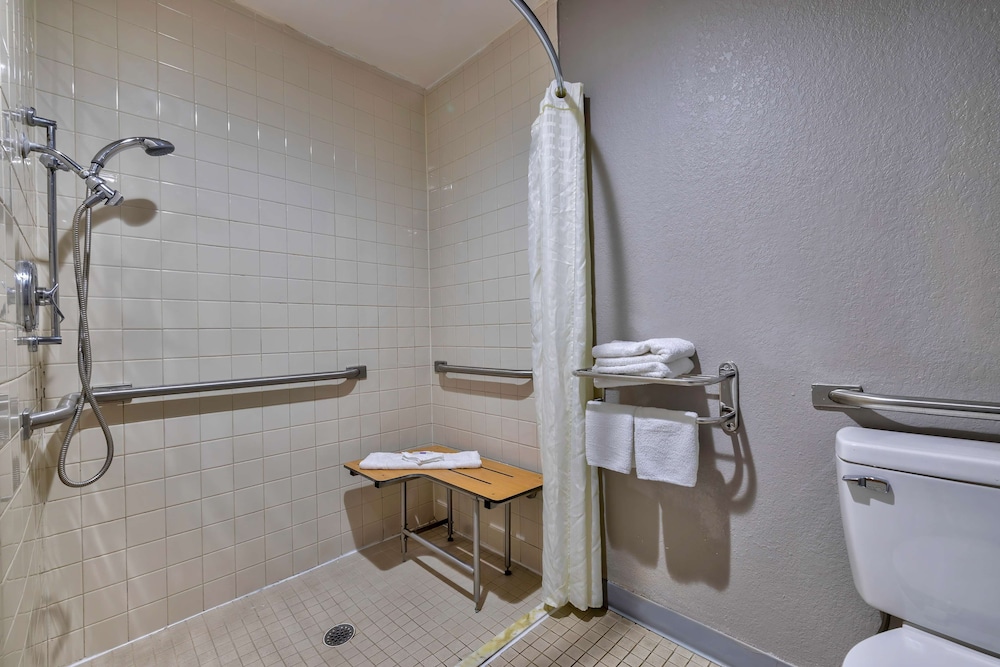 Motel6 Little Rock, AR - South 26/27