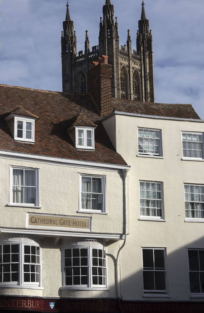 Cathedral Gate Hotel 3/43