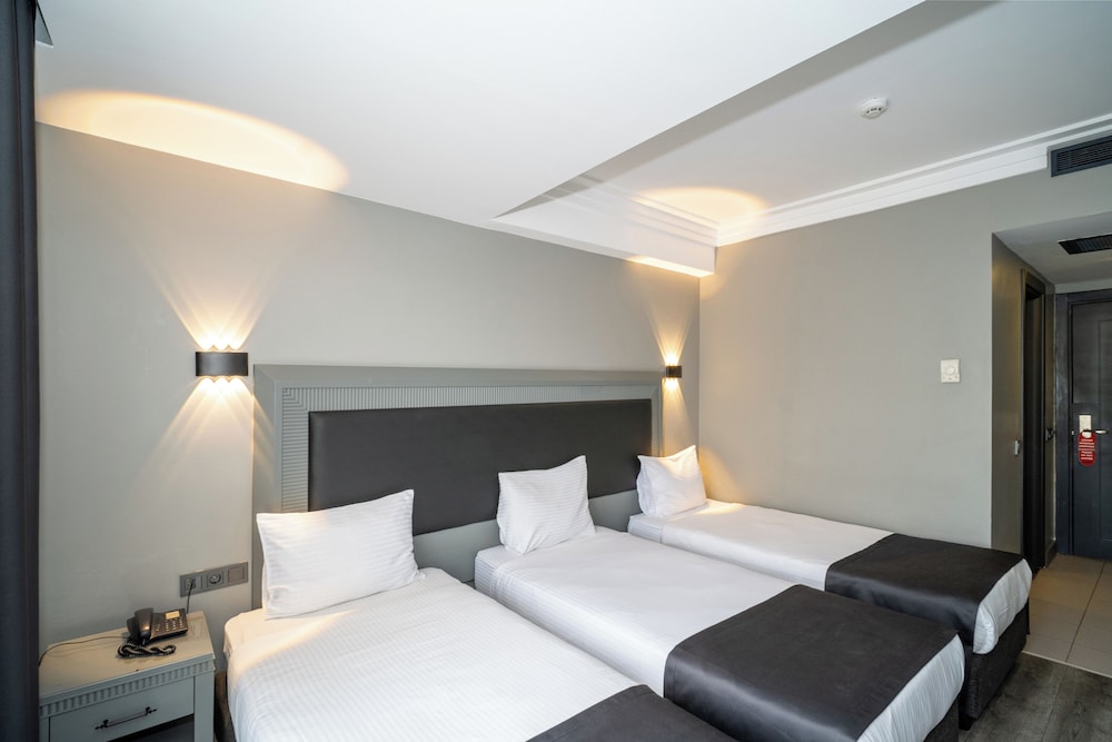Grand S Hotel 18/56