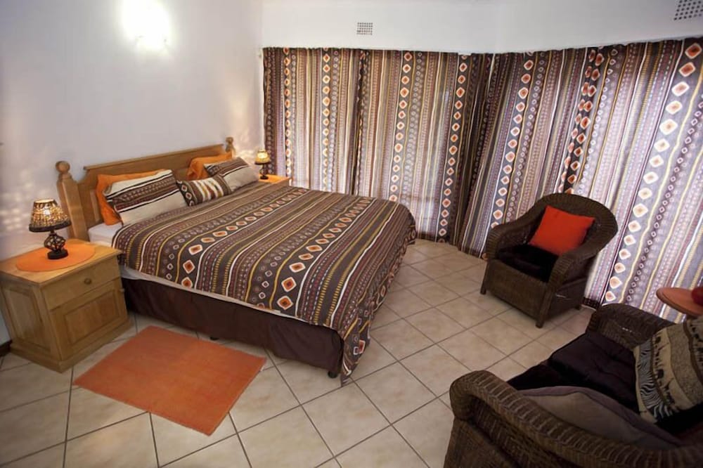 Bizafrika Guest Lodge &amp; Conference Center 13/50