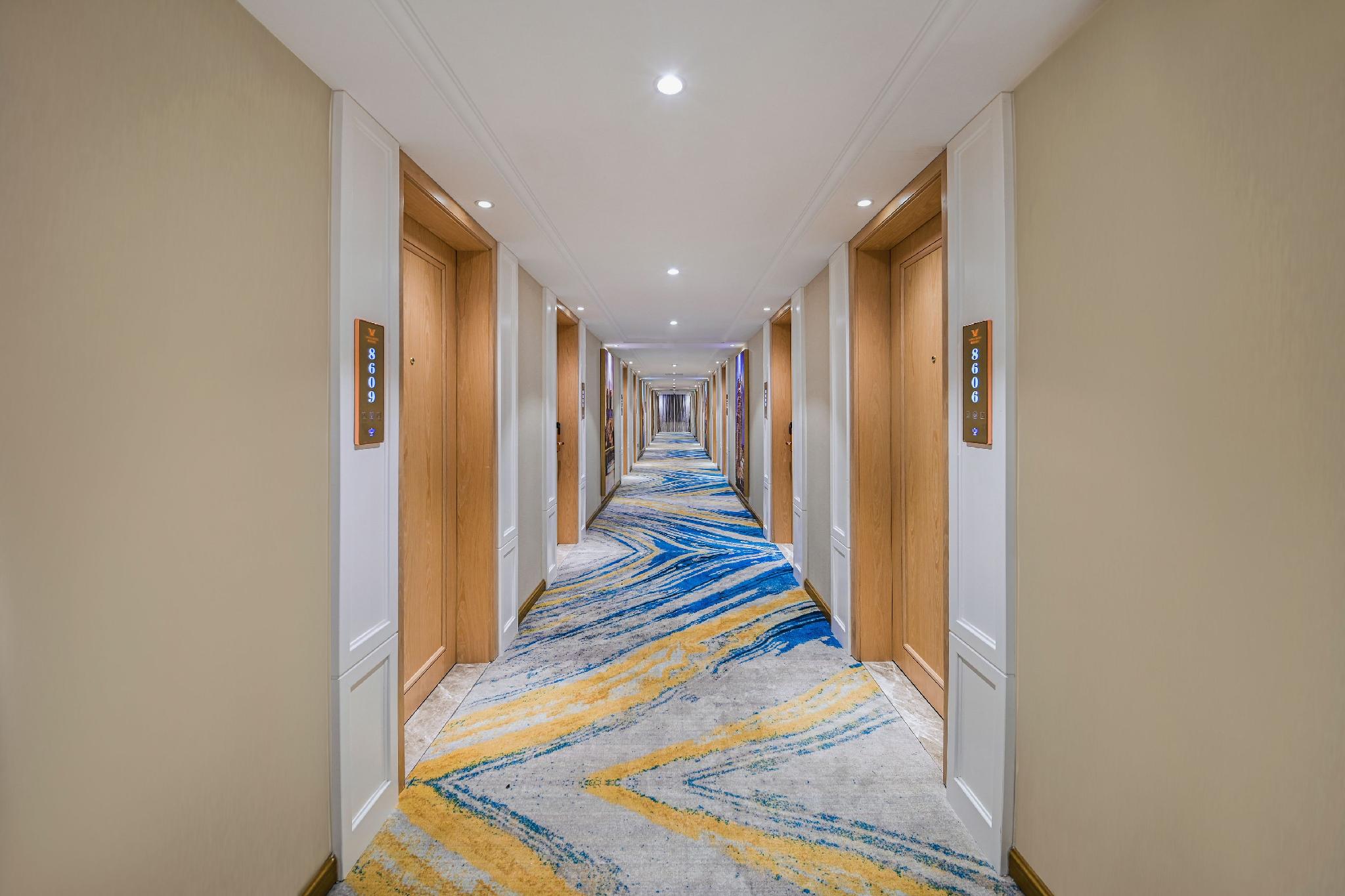 Vienna hotels (Hebi sands international store) 36/36