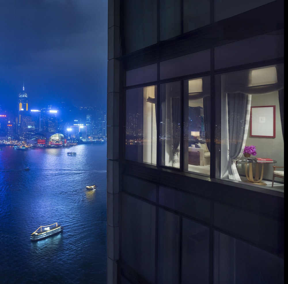 Rosewood Hong Kong 78/85