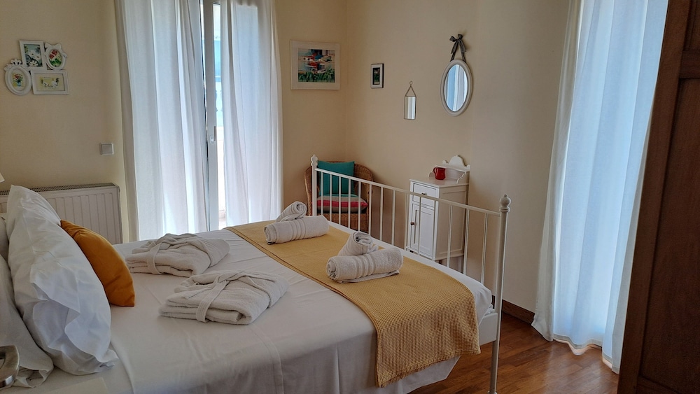 Garitsa bay Apartment 14/50
