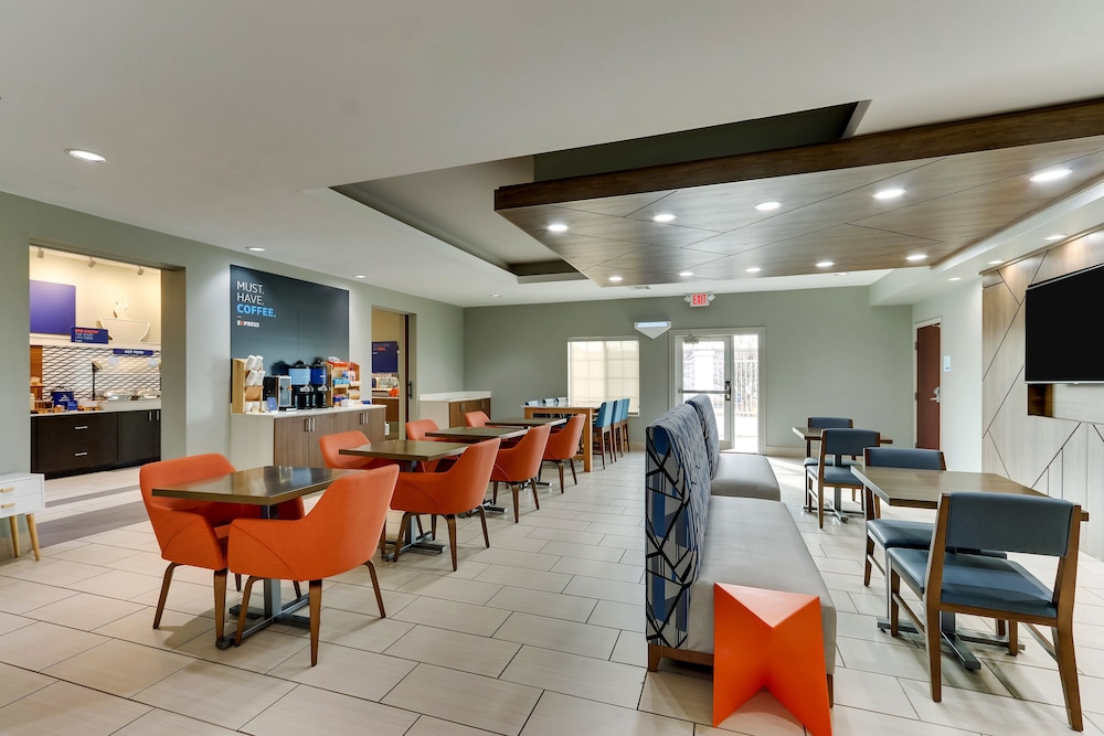 Holiday Inn Express Suites Ardmore An Ihg Hotel 44/55