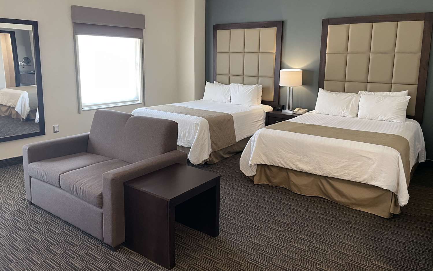 Suite, 2 Queen Beds