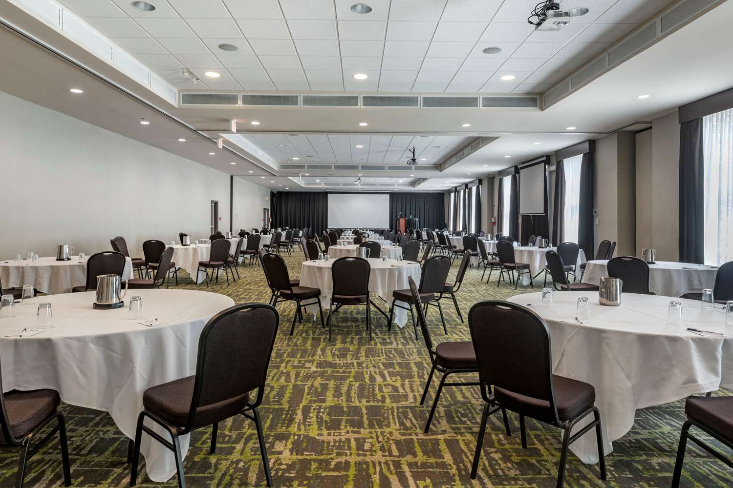 Best Western Plus Dartmouth Hotel Suites 35/42