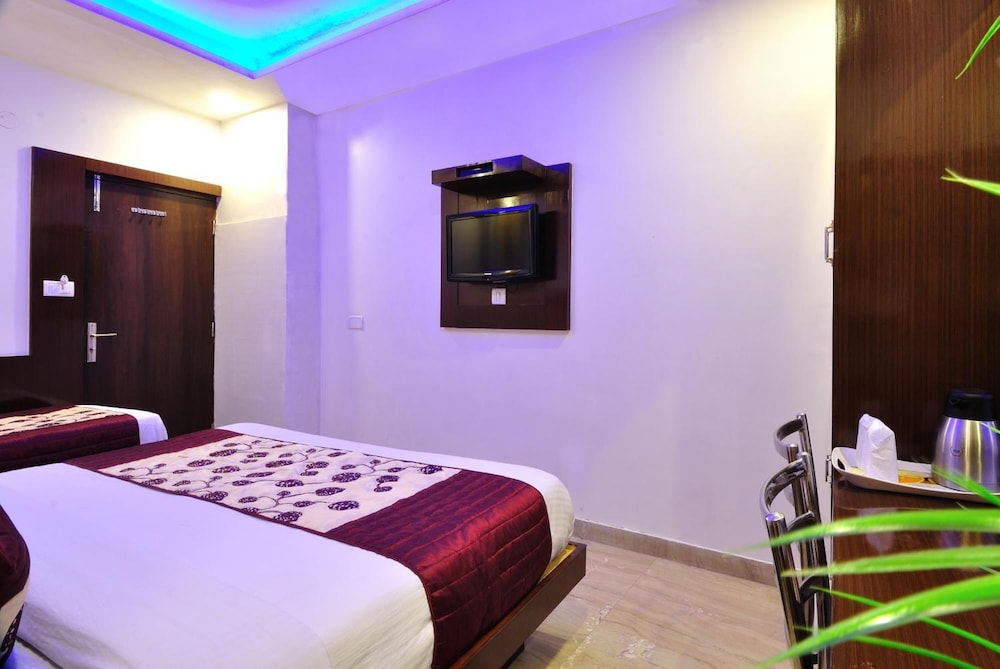 Hotel Nirmal Mahal 35/66