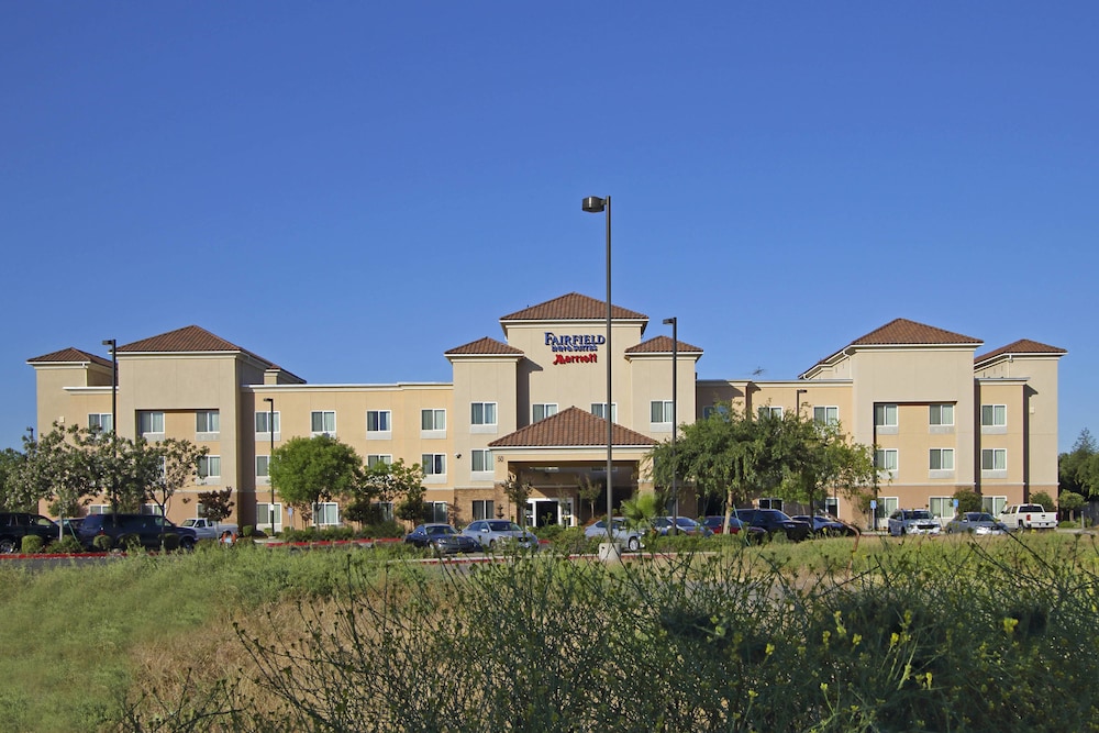 Fairfield Inn Suites By Marriott Fresno Clovis 3/36