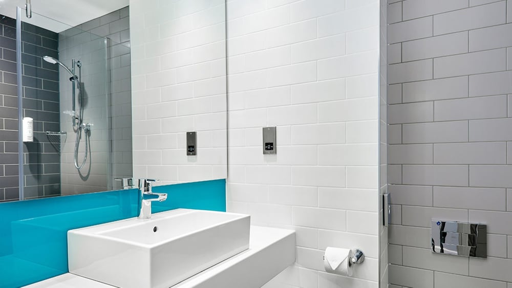 Holiday Inn Express Nice - Grand Arenas 14/71