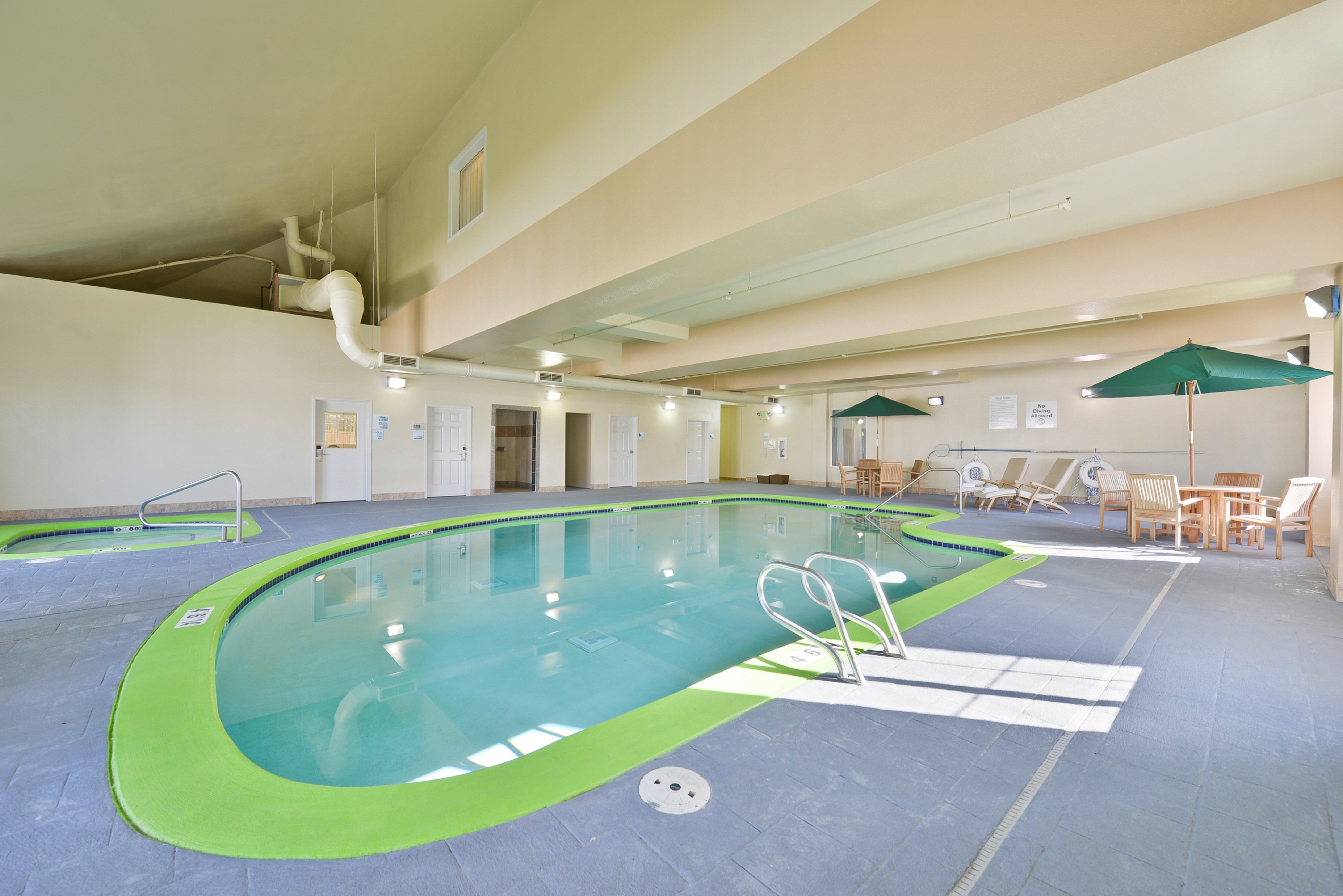 Holiday Inn Express and Suites Tacoma South Lakewood, an IHG Hotel 37/64