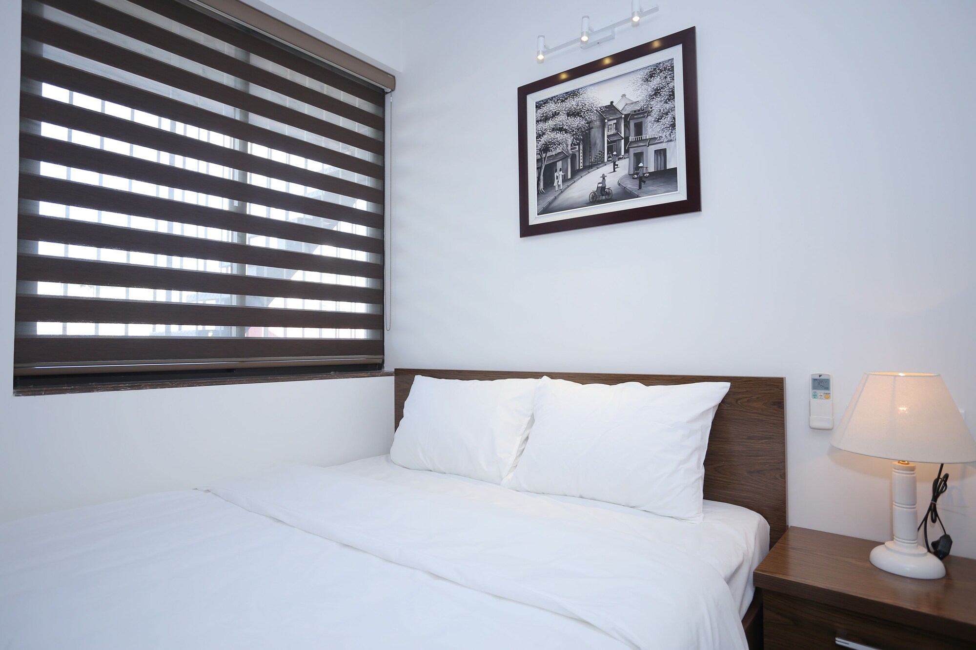 DELUXE, STUDIO, KING BED