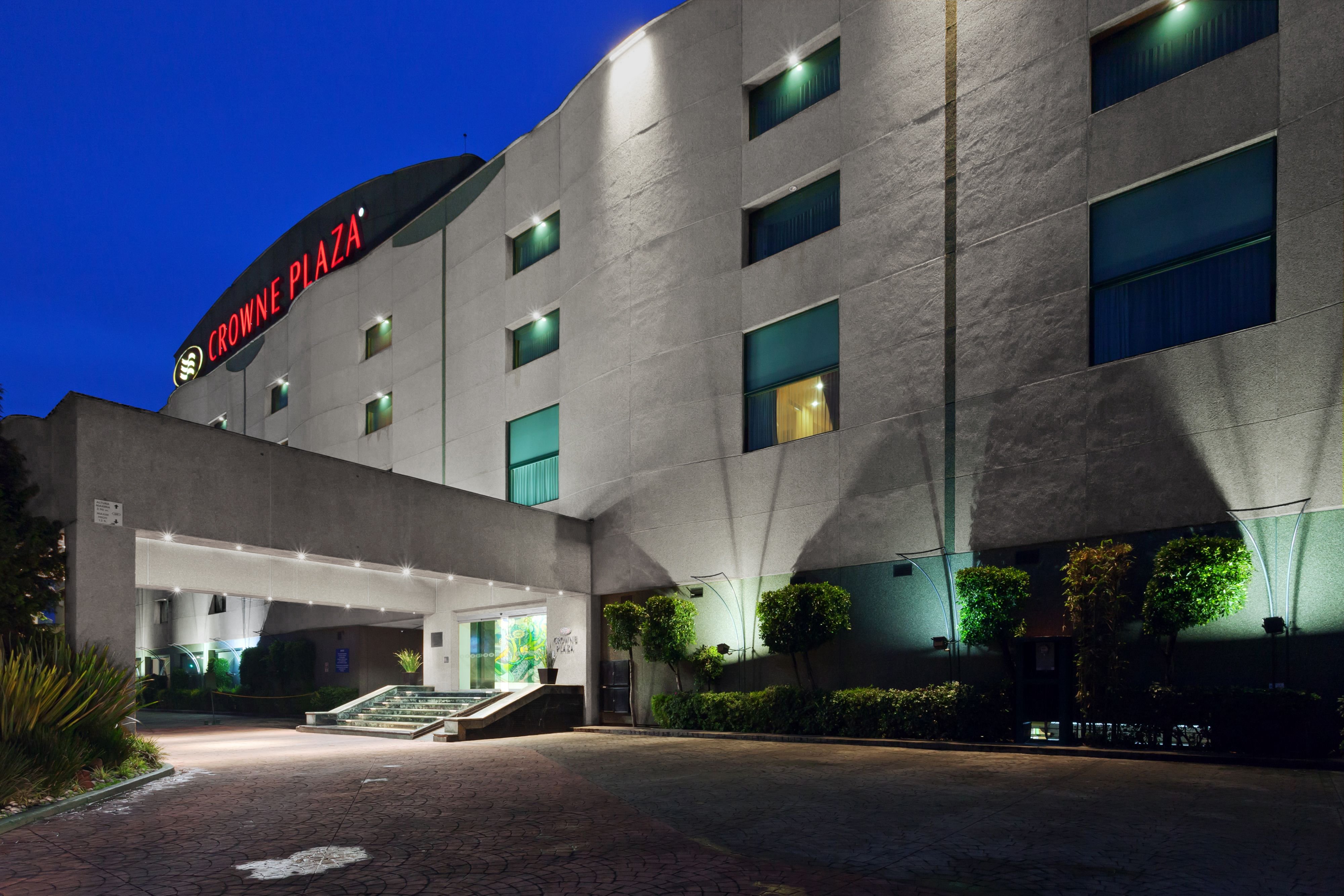 Crowne Plaza Toluca-Lancaster 74/78