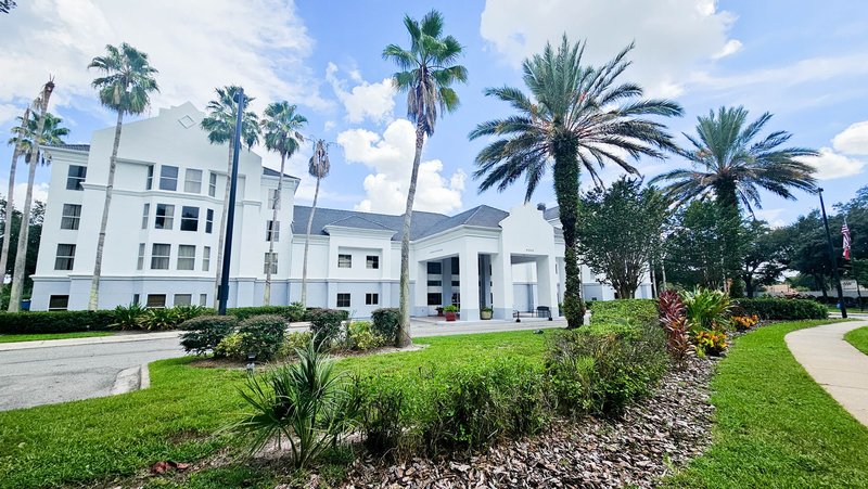 Montreal Suites Orlando 32/35