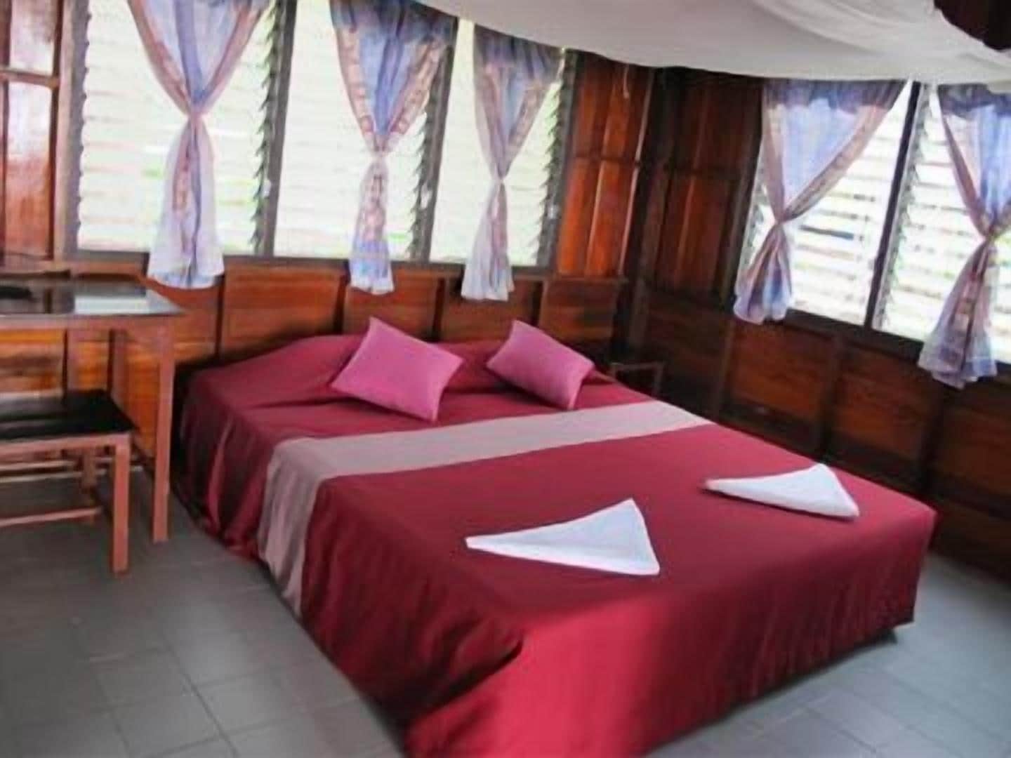 1 BEDROOM, SUPERIOR, BUNGALOW