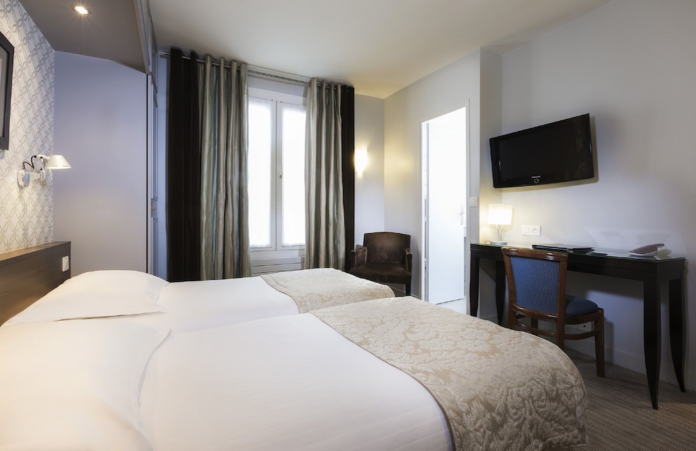 Hotel Passy Eiffel 6/67
