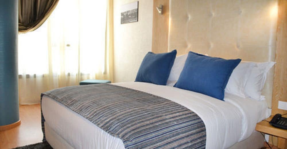 Le 135 Appart Hotel 10/22