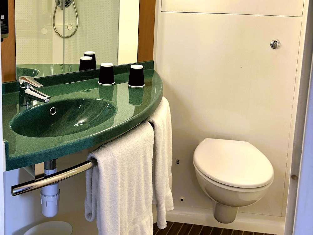 ibis Carlisle City Centre 65/65