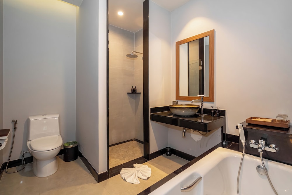 Malabar Pool Villa Phuket 46/47