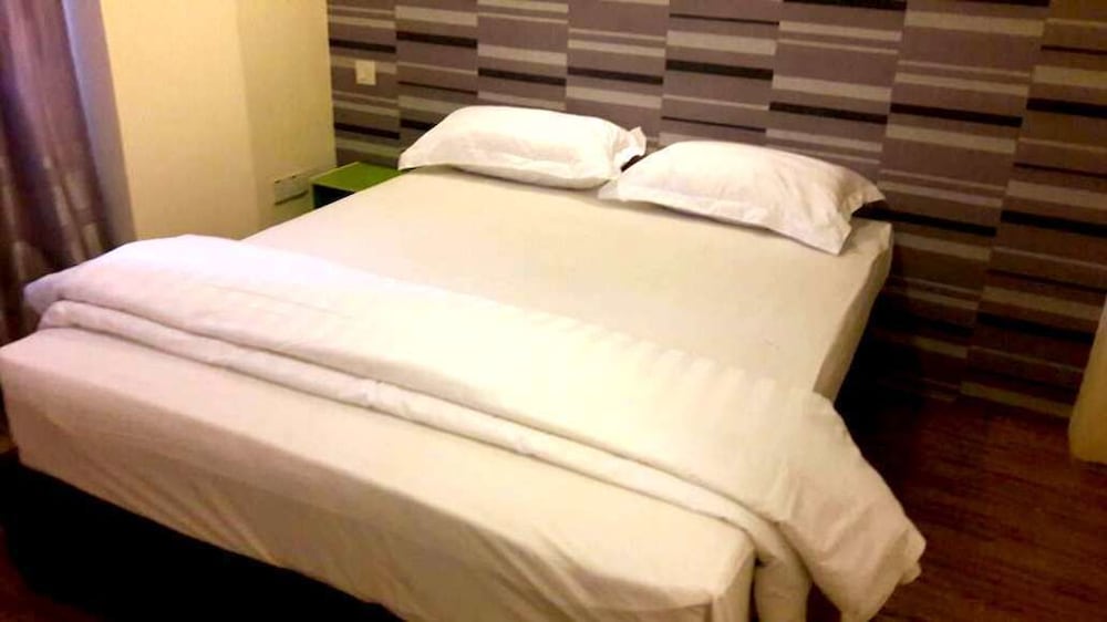 My Family Hotel 14/36