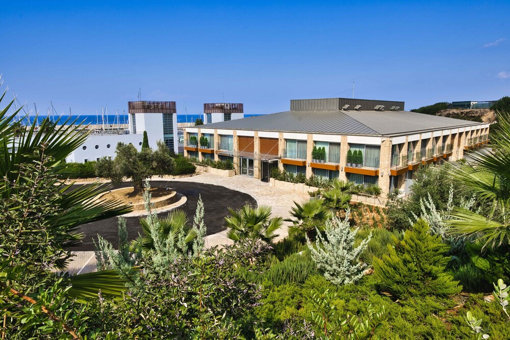 Karpaz Gate Marina 1/33