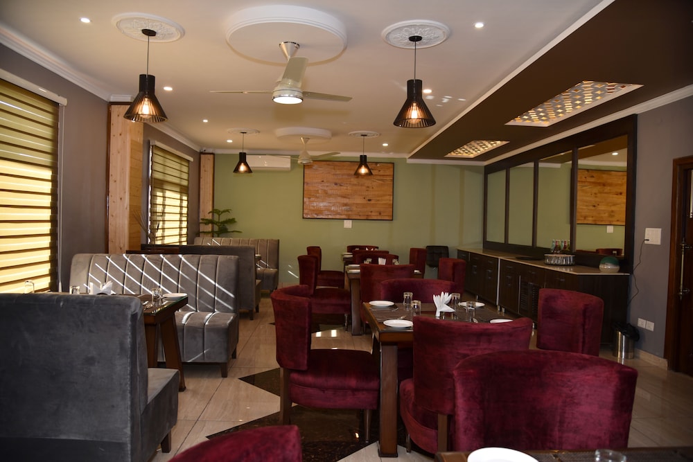 Mastiff Hotel Palampur 49/56