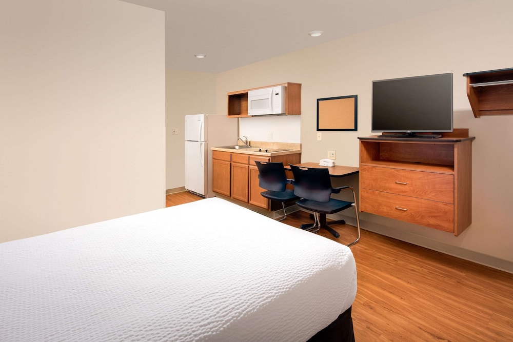 WoodSpring Suites Hobbs 15/36