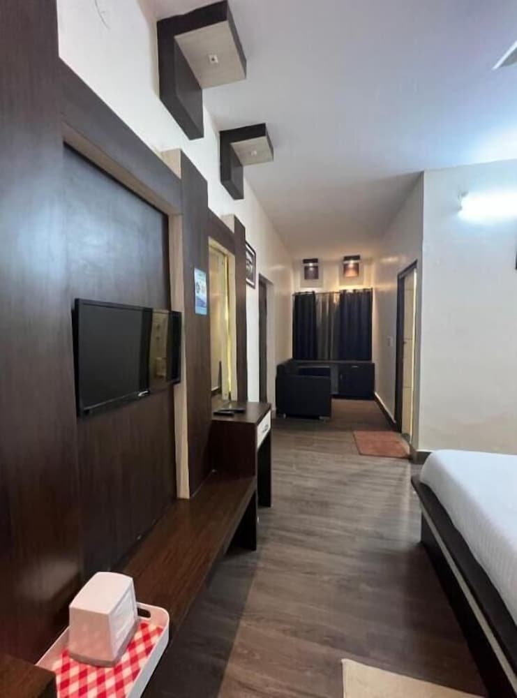 Ritumbraha Hotel & Resort 33/50