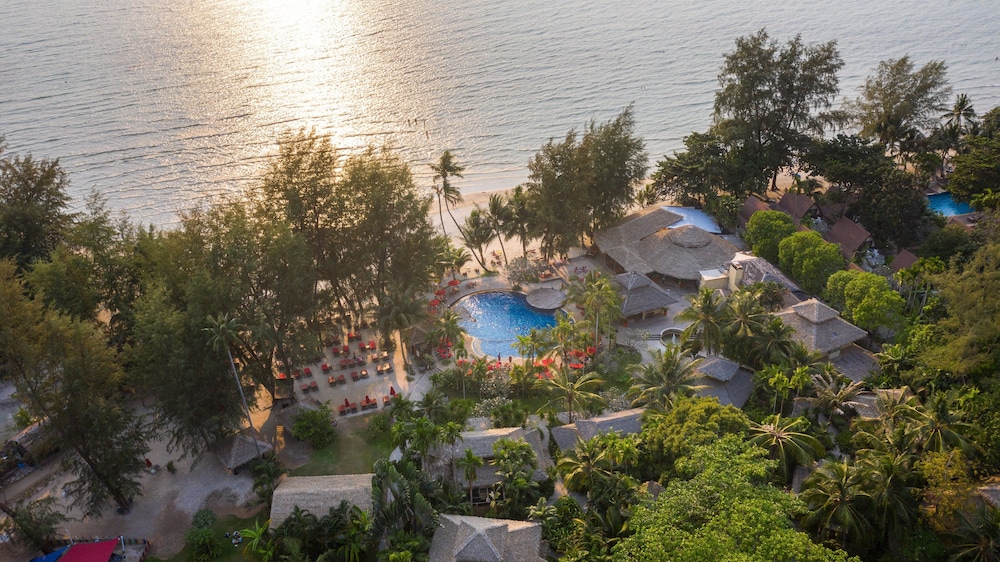 象岛盛泰乐热带雨林度假村(Centara Koh Chang Tropicana Resort) 图片2