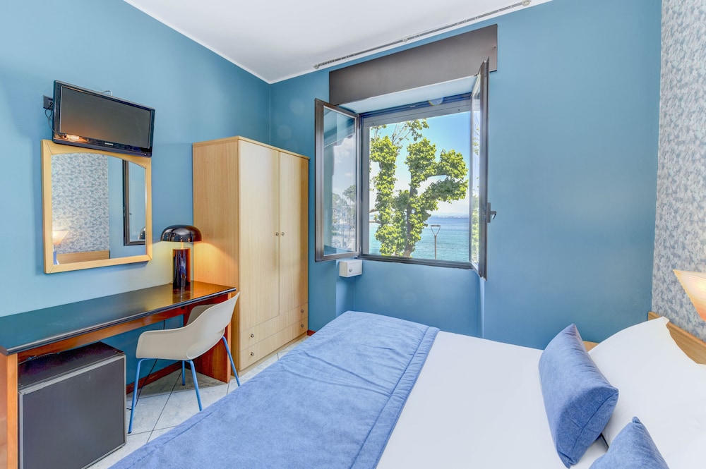 Hotel Aurora 13/74