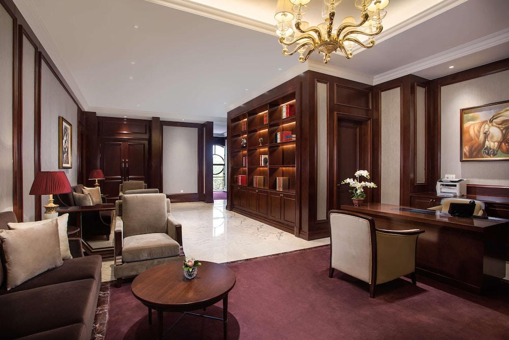 Radisson Blu Forest Manor Shanghai Hongqiao 40/64